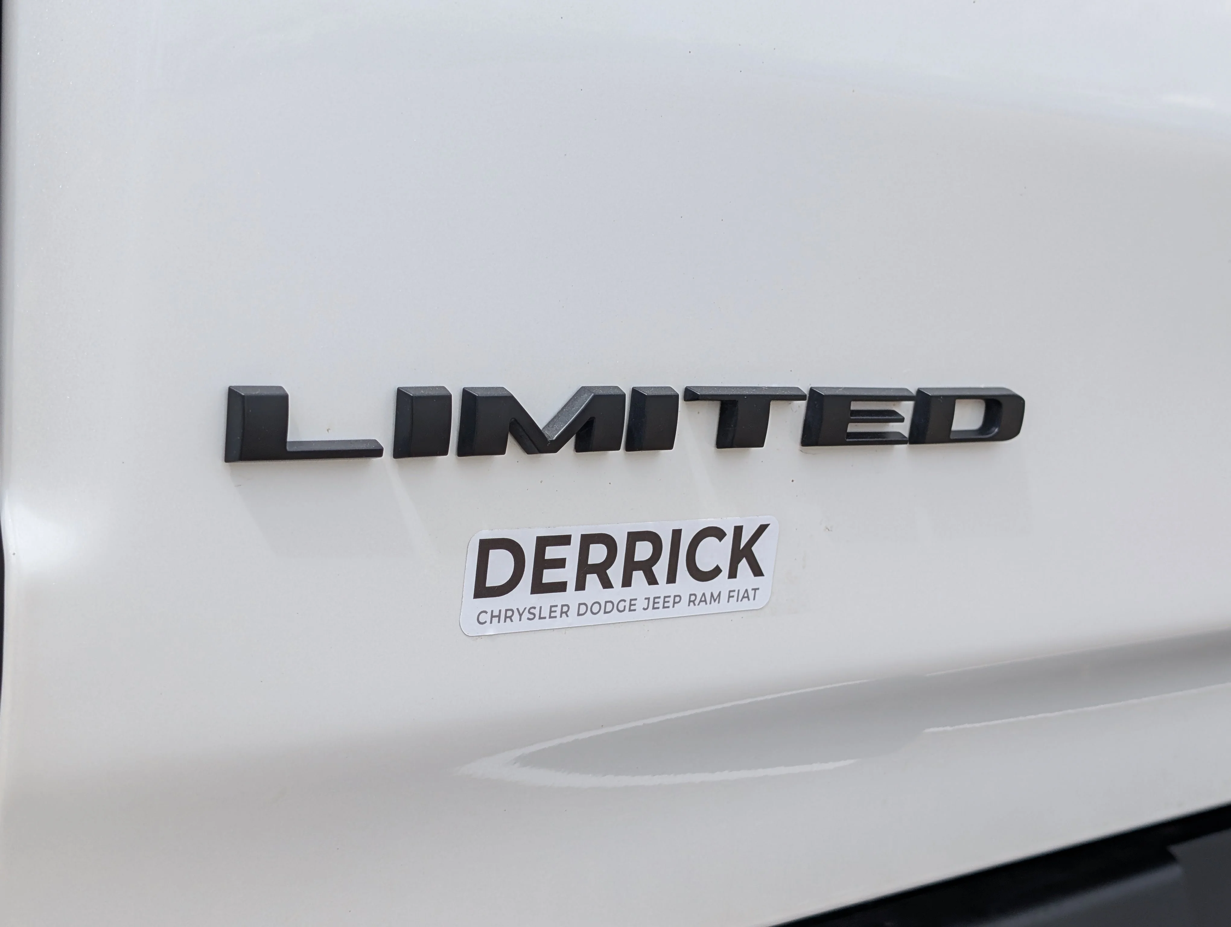 Used 2024 Ivory Tri-Coat Pearl Ram Limited image 16