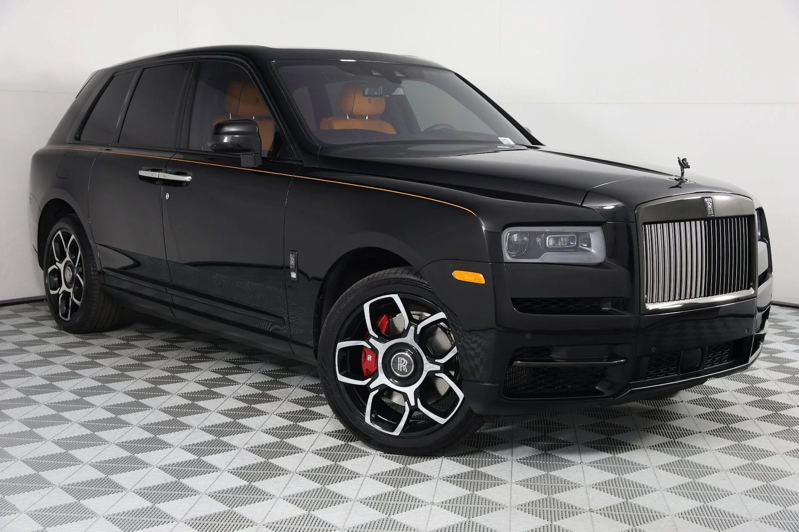Certified Used 2023 Black Diamond Rolls-Royce Black Badge image 9