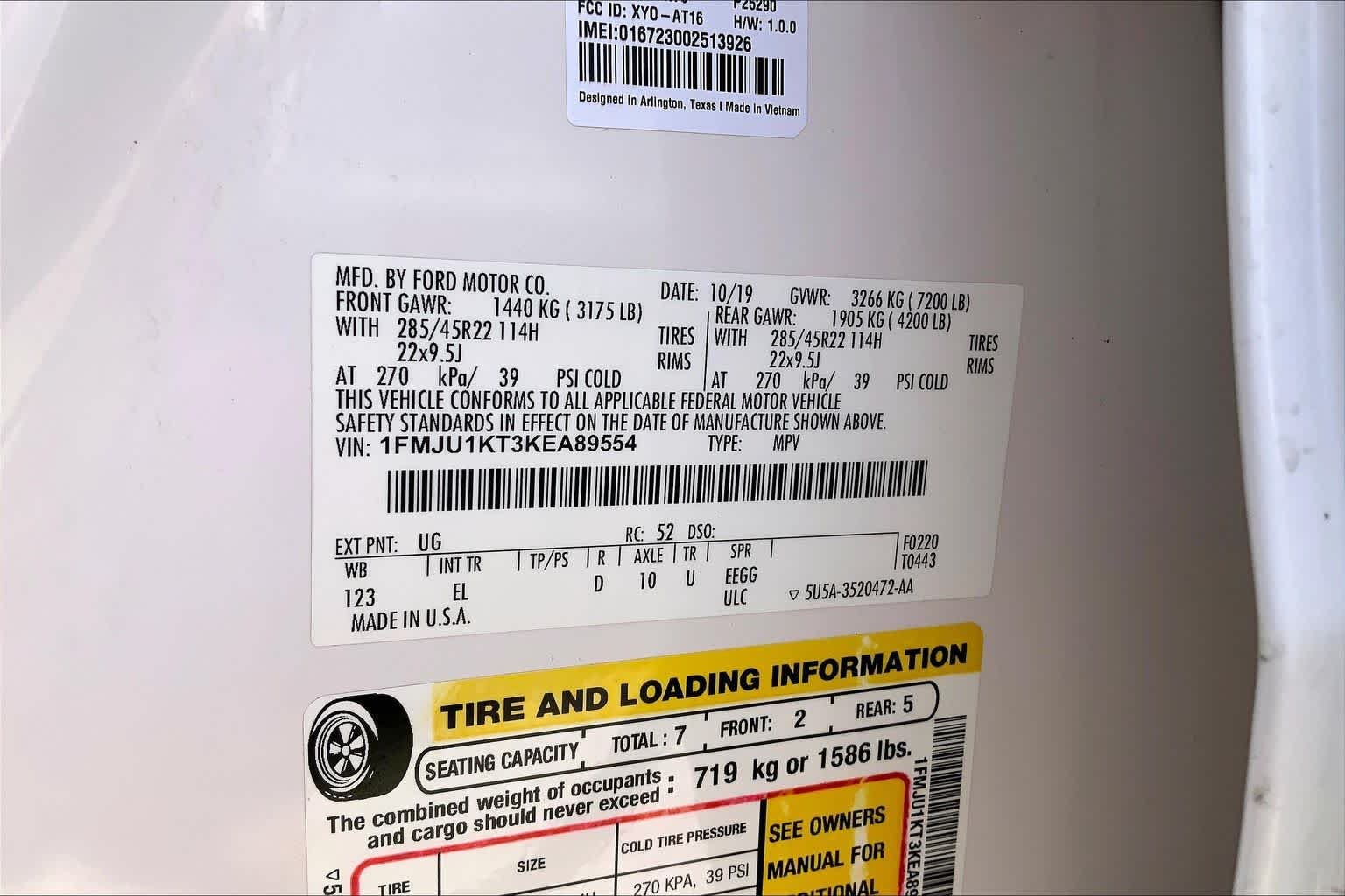 Used 2019 White Platinum Metallic Tri-Coat Ford Limited image 35