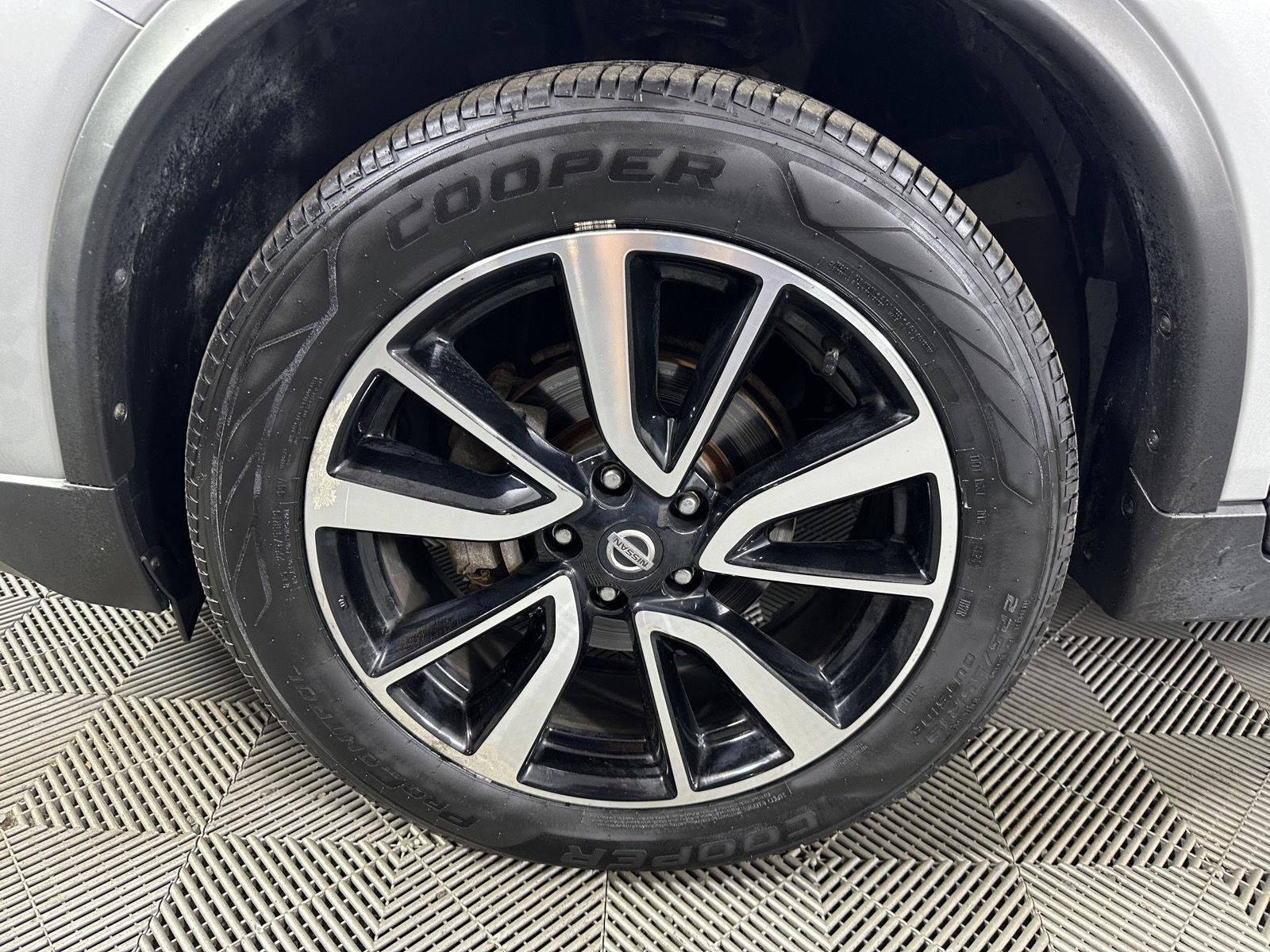Used 2019 Gy Nissan  image 30