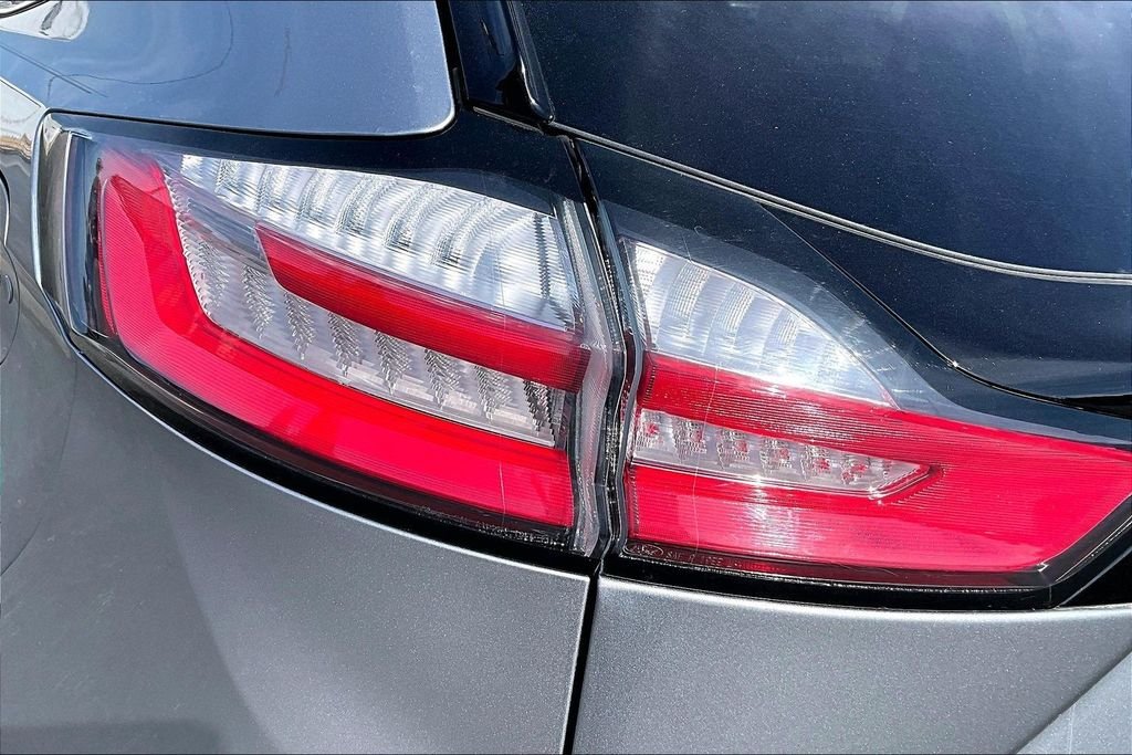 Used 2024 Silver Metallic Ford SEL image 31