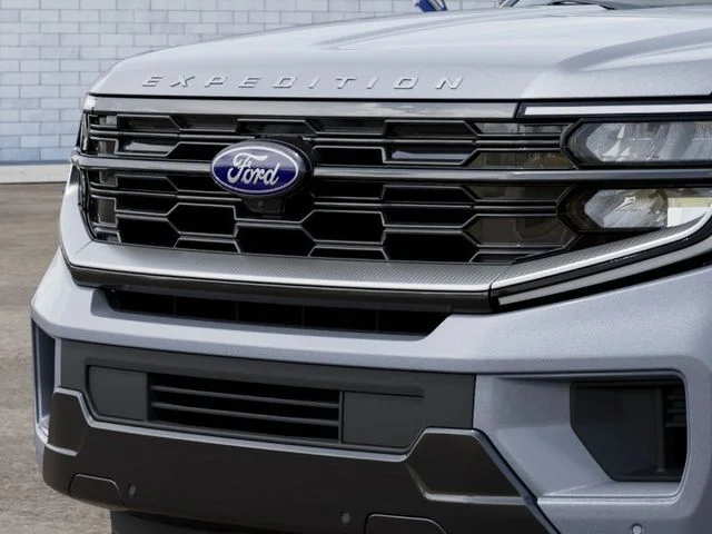 New 2027 Glacier Gray Metallic Tri-Coat Ford Platinum image 17