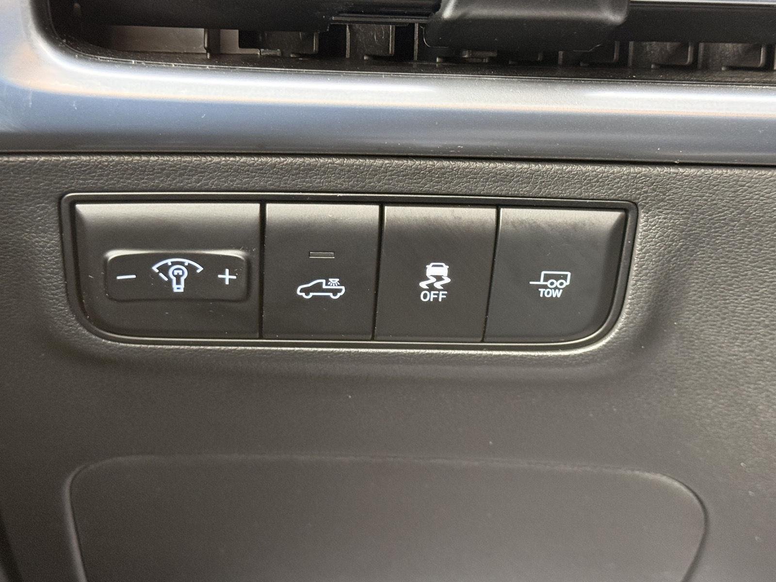 2025 Hyundai Santa Cruz Limited - Photo 33