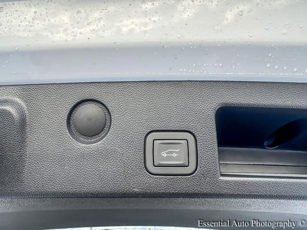 2026 GMC TERRAIN - Image 17