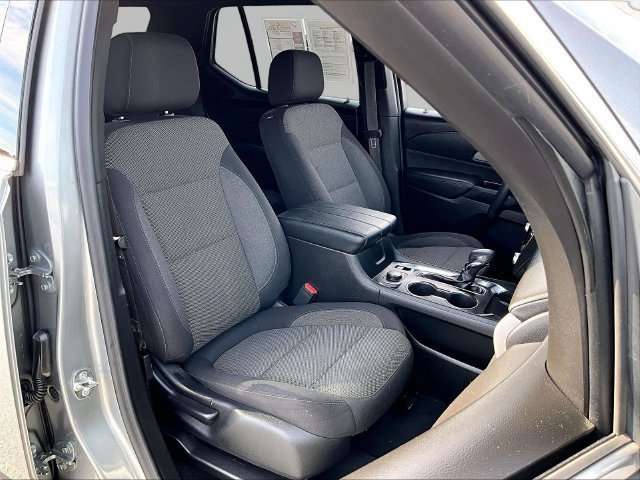 Used 2023 STERLING GRAY METALLIC Chevrolet LT Cloth image 11