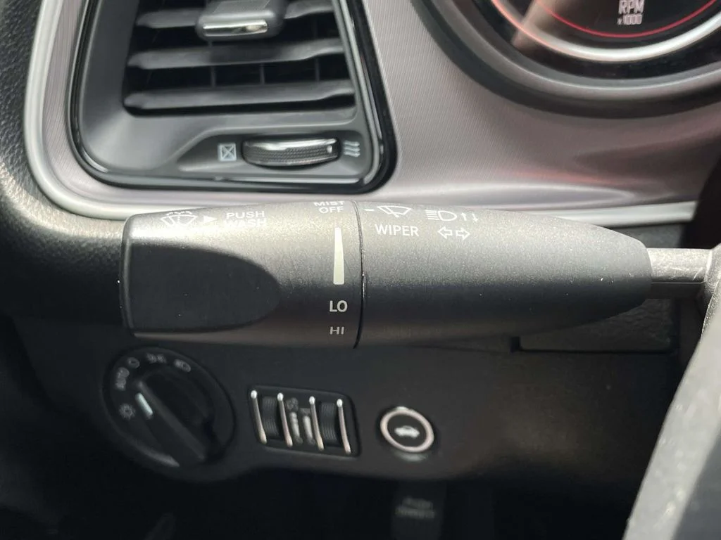 Used 2019 Gray Dodge R/T Scat Pack Widebody image 28