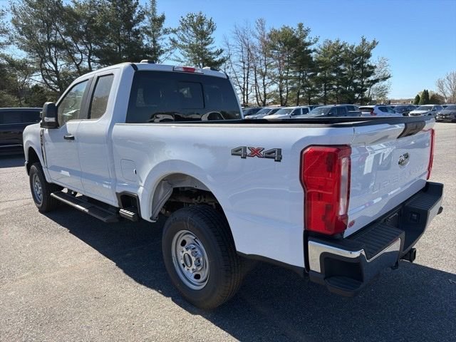 New 2026 Oxford White Ford F-350® XL image 5