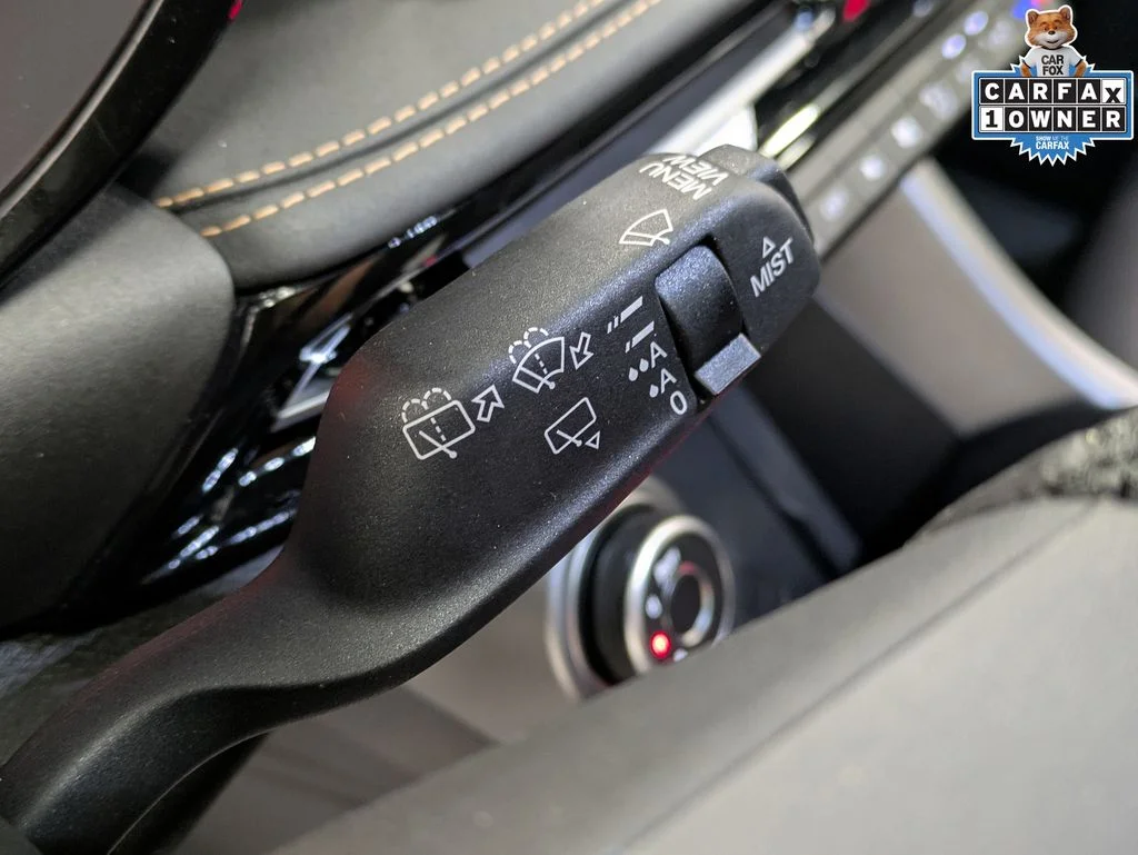 Used 2025 Black Alfa Romeo  image 18
