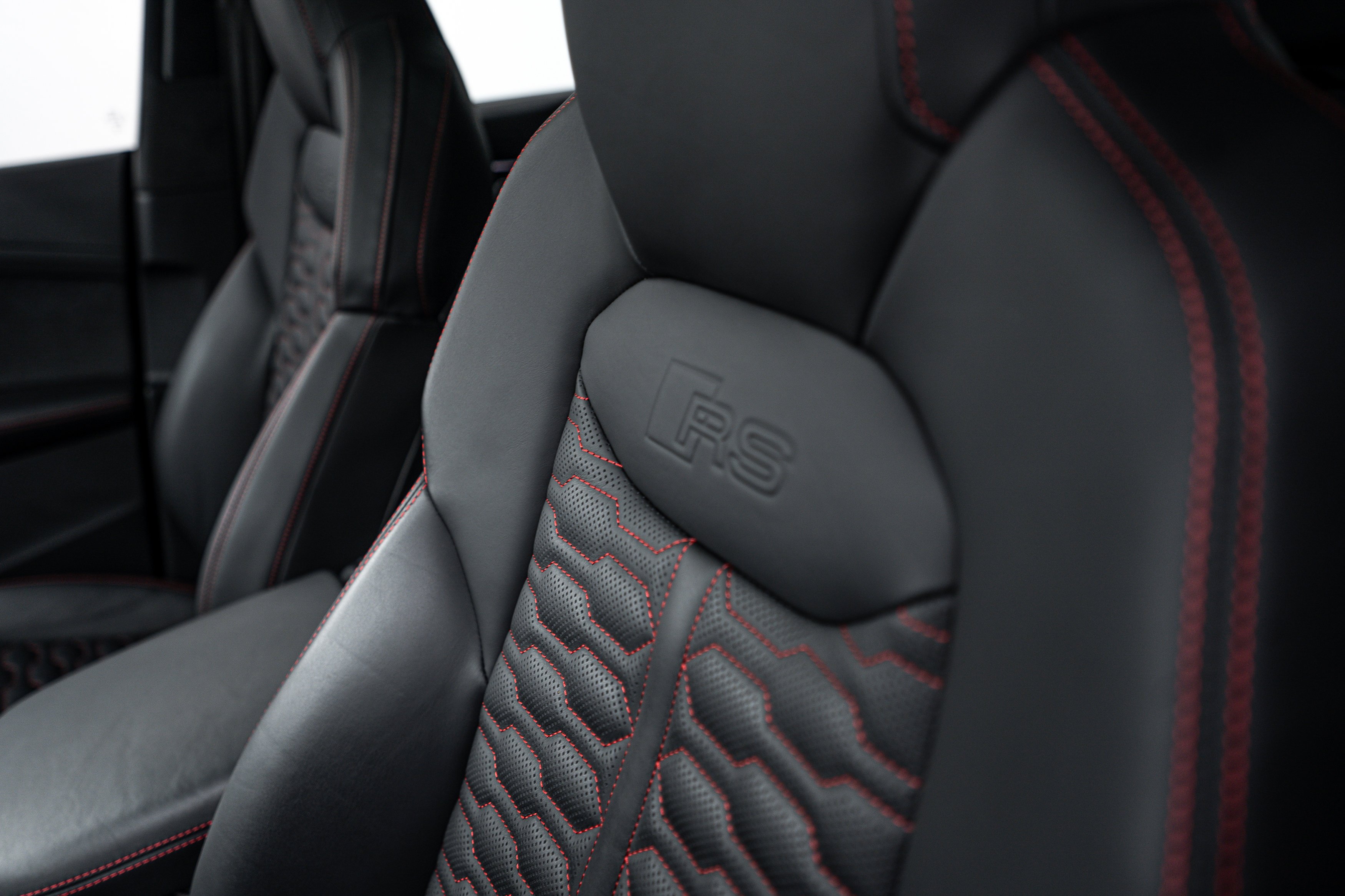 2025 Audi RS Q8 Base - Photo 23