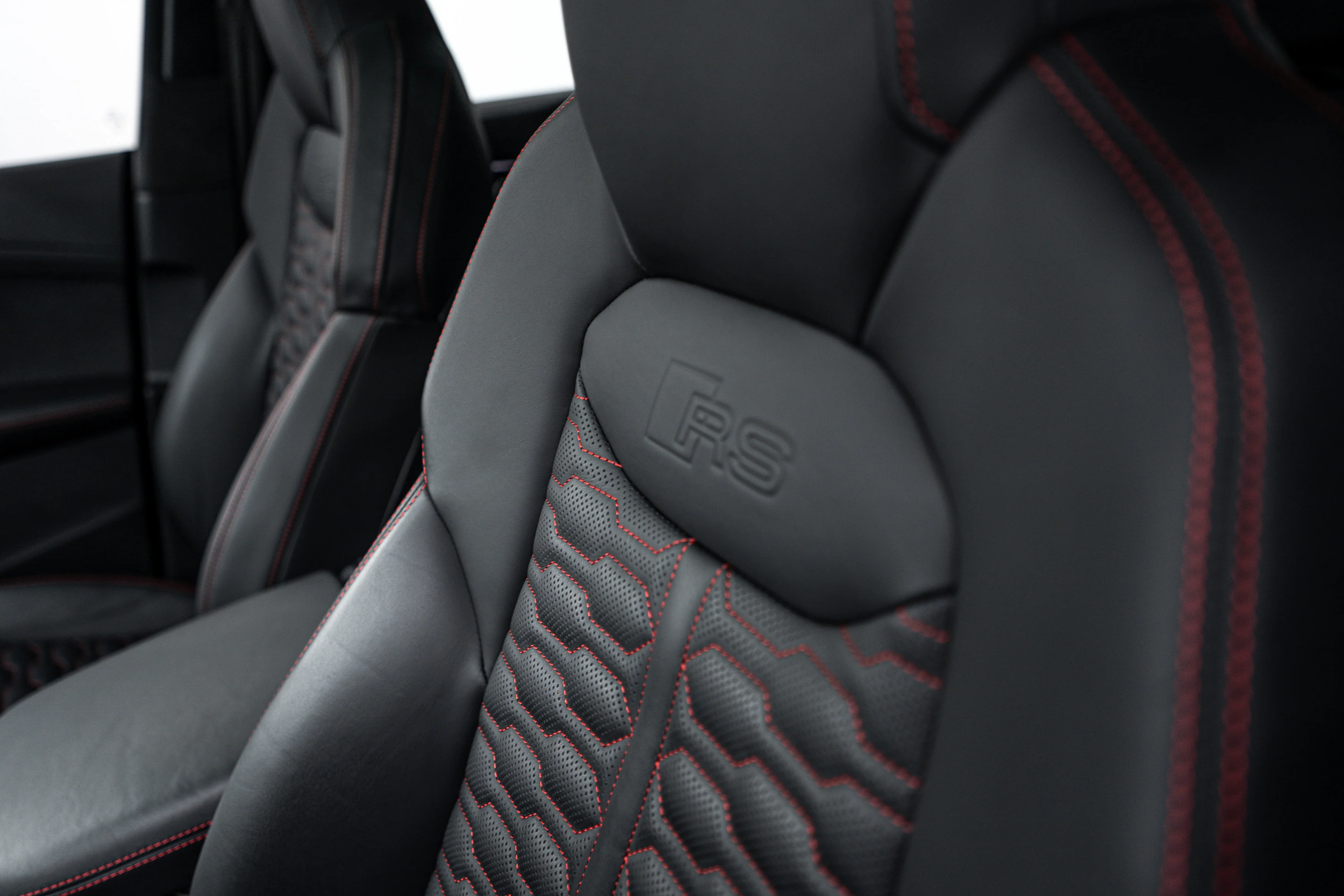 2025 Audi RS Q8 Base - Photo 23