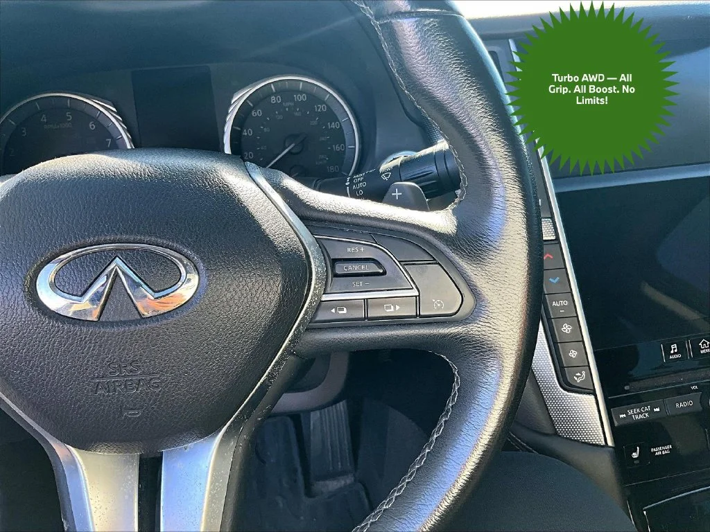 Used 2018 Gray INFINITI Sport image 17