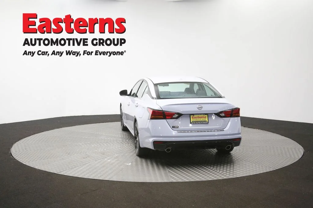 Used 2023 Gray Nissan 2.5 SR image 37