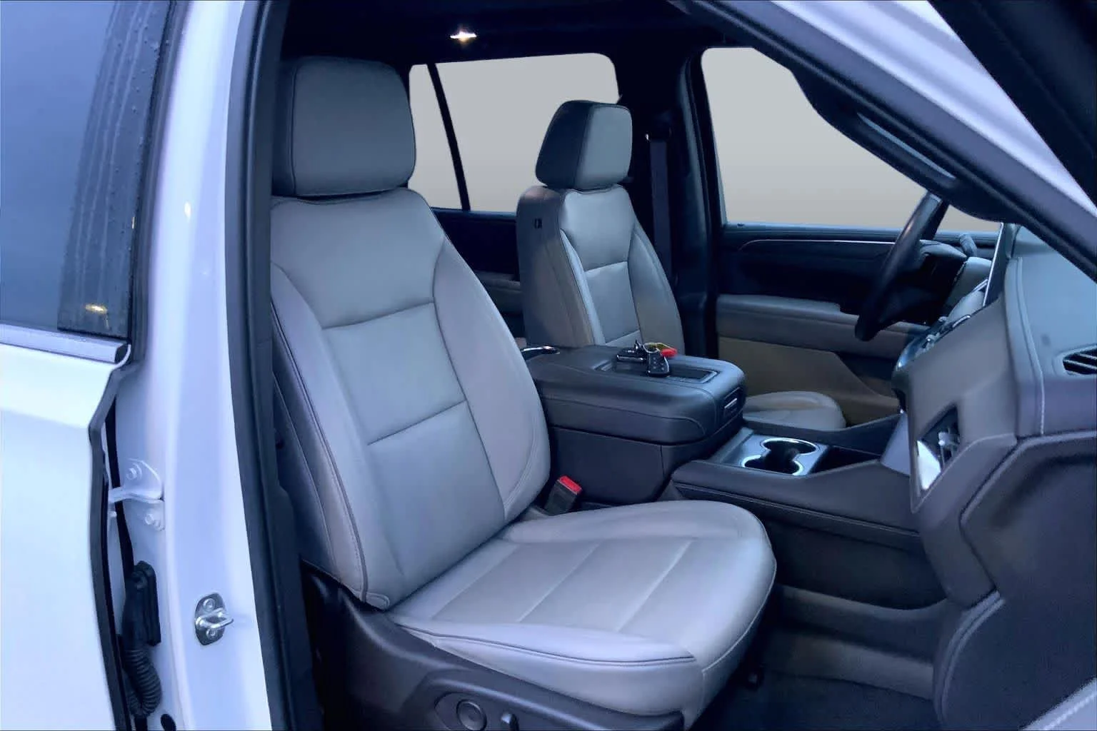 Used 2021 Summit White GMC SLT image 8