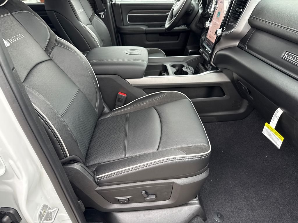 New 2026 Bright White Clear-Coat Exterior Paint RAM Laramie image 14