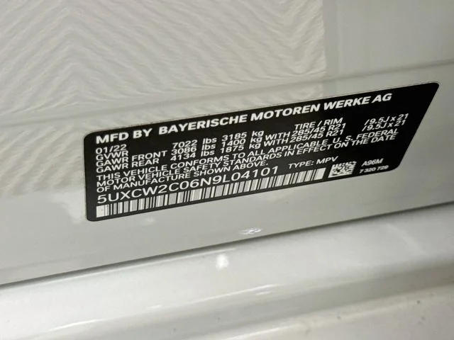 Used 2022 White BMW xDrive40i image 34