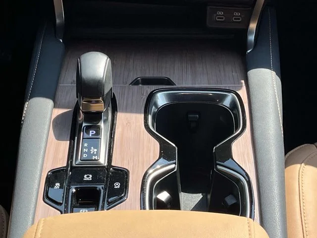 Used 2023 White Lexus 350 Premium Plus image 17