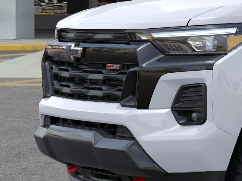 New 2026 Summit White Chevrolet Z71 image 13