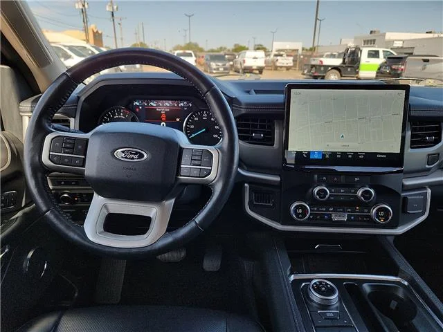 Used 2024 Gray Ford XLT 4x2 image 9