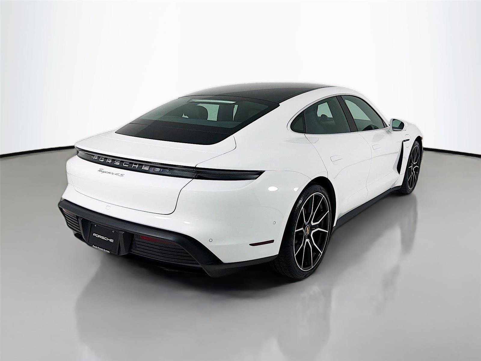 Used 2024 Carrara White Metallic Porsche 4S image 29