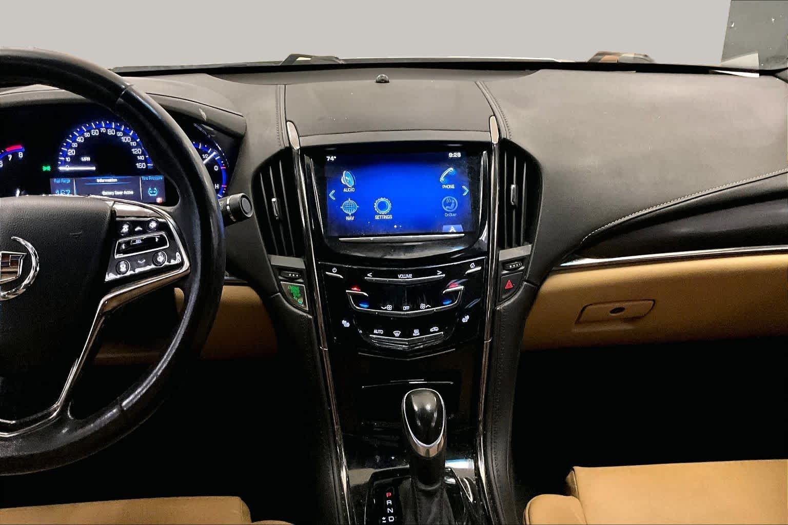 Used 2013 White Diamond Tricoat Cadillac  image 6