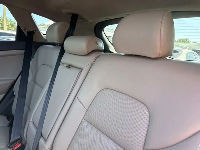 Used 2020 Red Hyundai Ultimate image 14