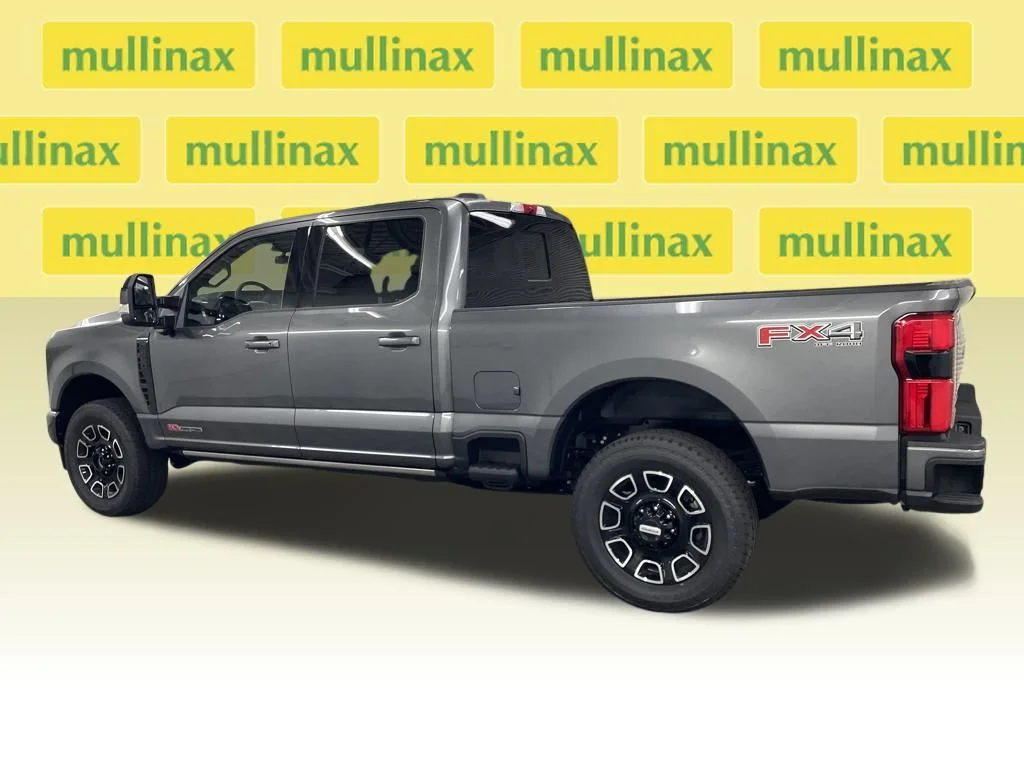 2026 Ford F-250 Super Duty Platinum - Photo 12