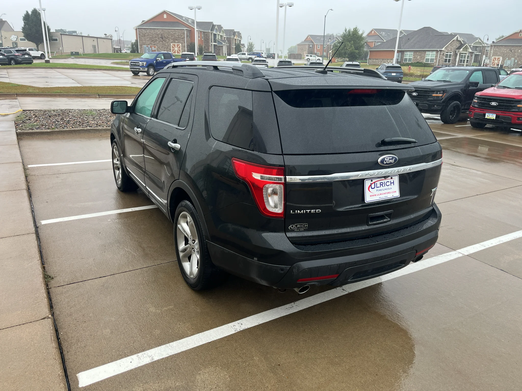 Used 2014 Tuxedo Black Metallic Ford Limited image 6