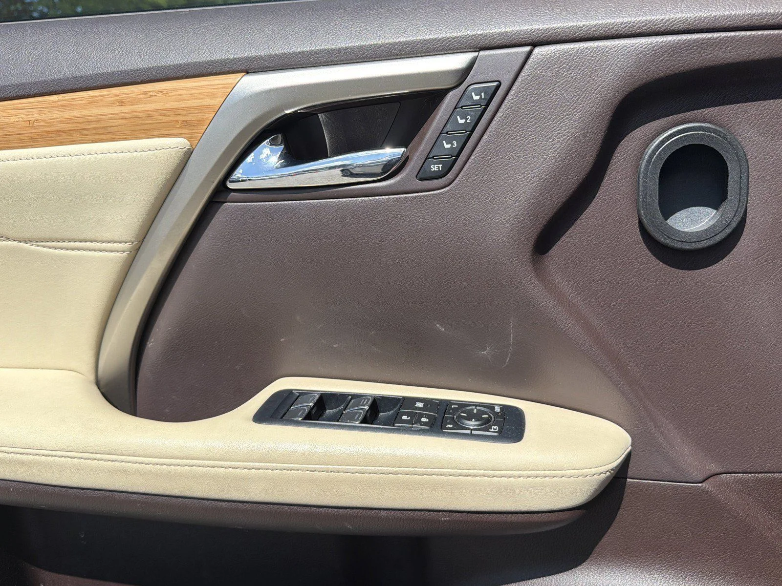 Used 2018 Silver Lexus 350L image 24