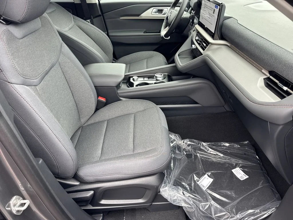 New 2026 Gray Ford Active image 13