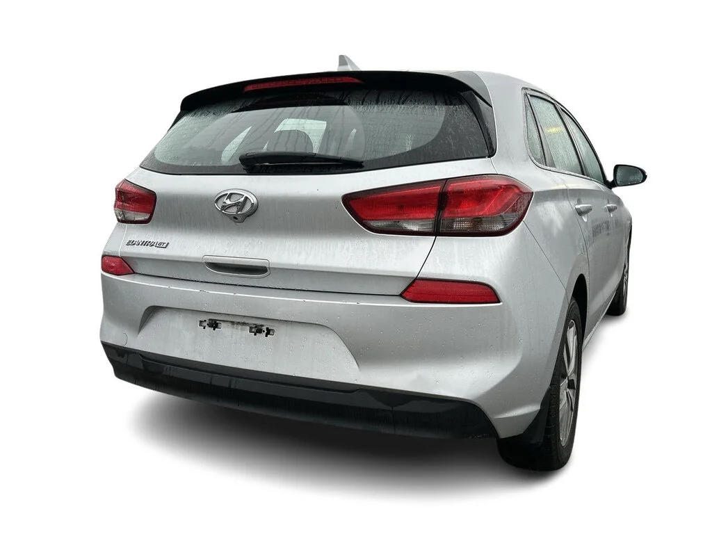 Used 2018 Space Black Pearl Hyundai GL Dilawri Certified   Clean Title   Local BC image 13