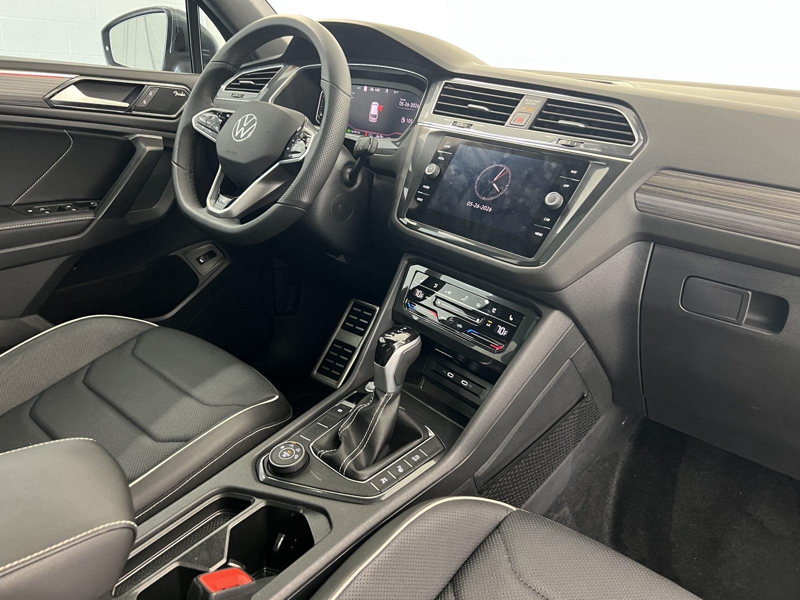 Used 2024 Platinum Gray Metallic Volkswagen SEL R-Line image 31