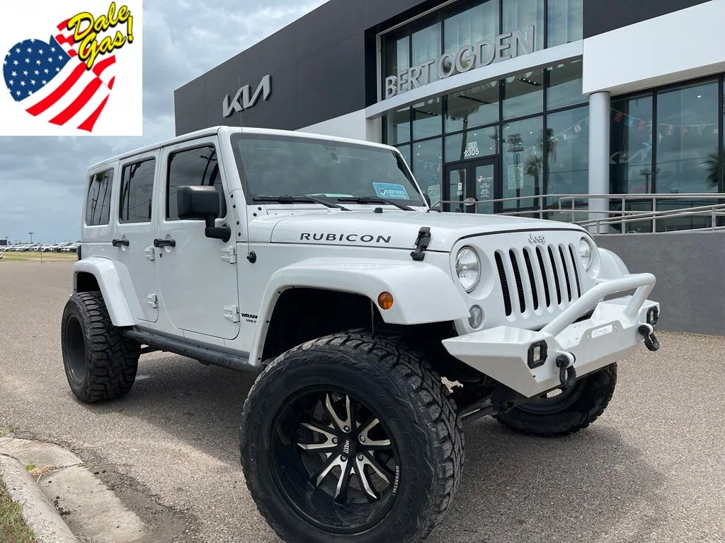Used 2016 White Jeep Unlimited Rubicon image 1