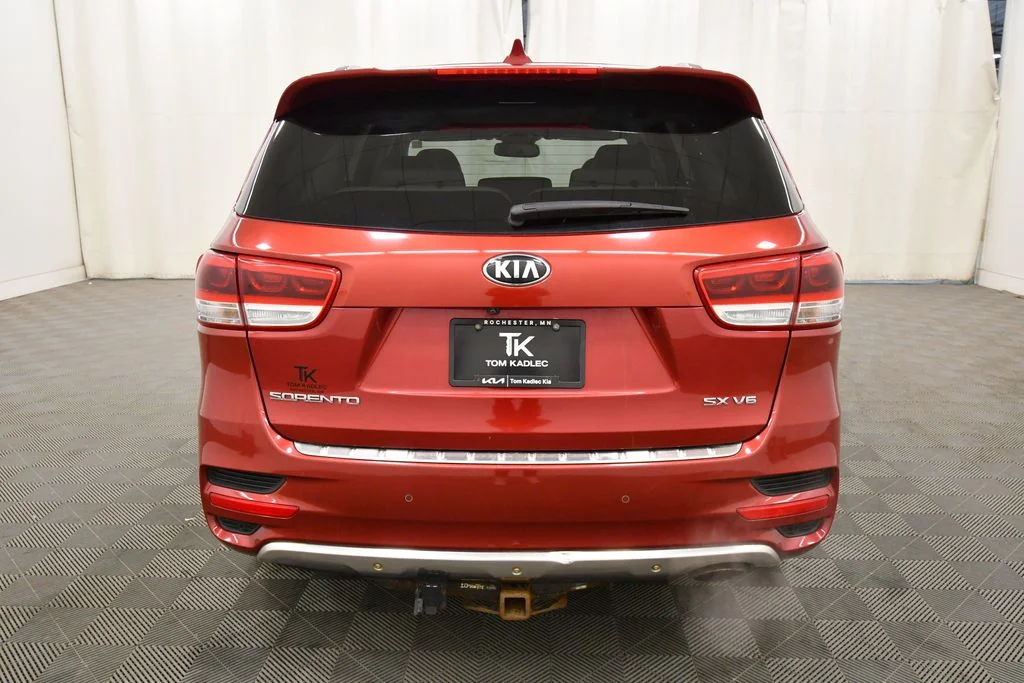 Used 2018 Red Kia SX image 6