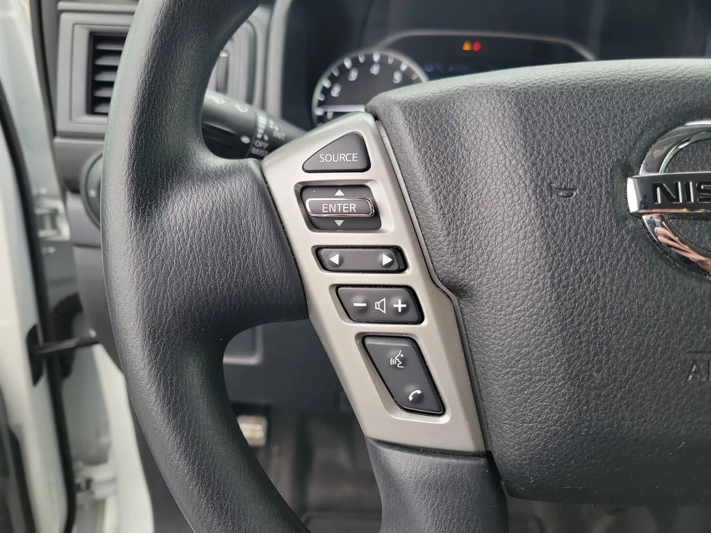 Used 2022 Glacier White Nissan S image 16