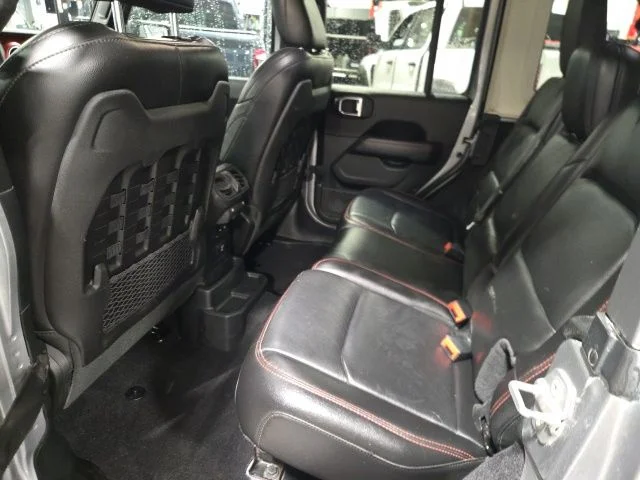 Used 2020 Silver Jeep Unlimited Rubicon image 13