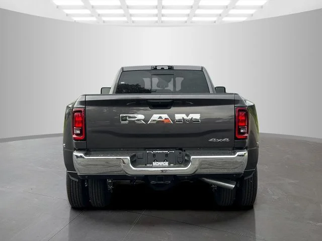 New 2026 Granite Crystal Metallic Clear-Coat Exterior Paint RAM TRADESMAN image 6