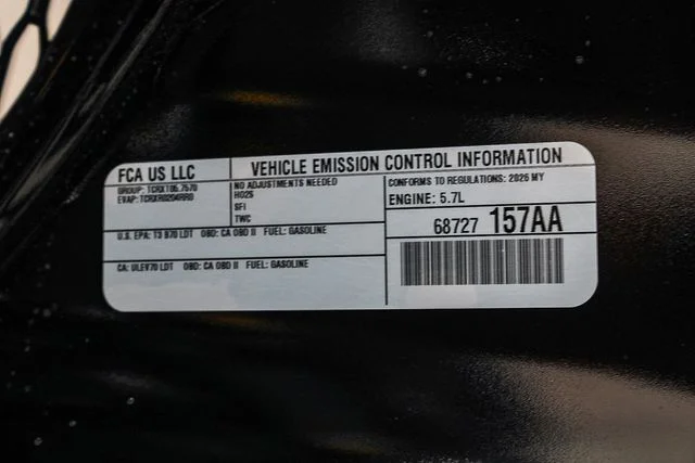 New 2026 Diamond Black Clear-Coat Exterior Paint Dodge GT HEMI V8 image 31