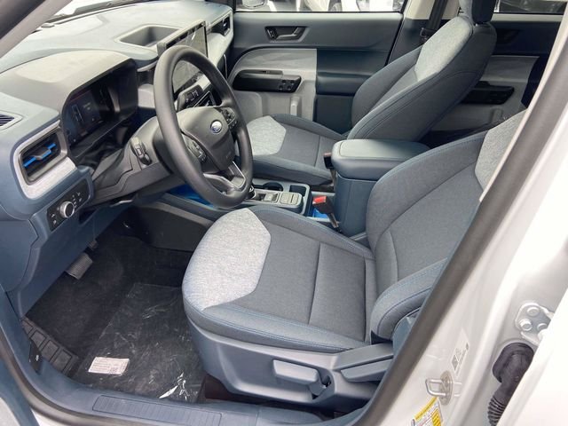New 2026 Oxford White Ford XLT image 5