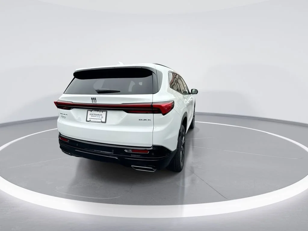 2026 Buick Enclave Sport Touring - Photo 8