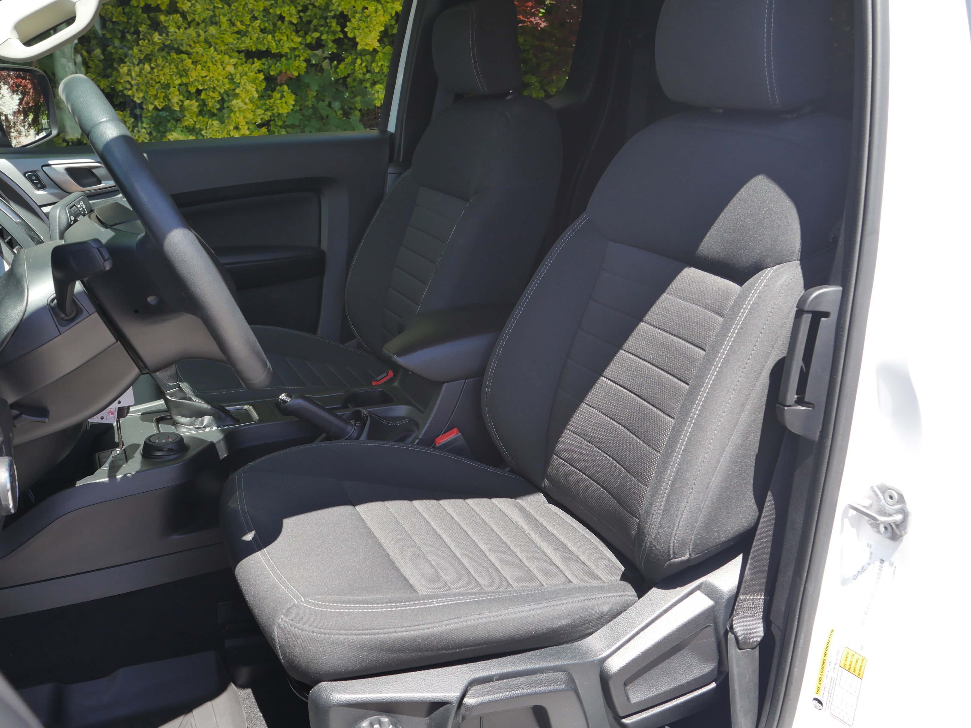 Used 2019 Oxford White Ford XLT image 30
