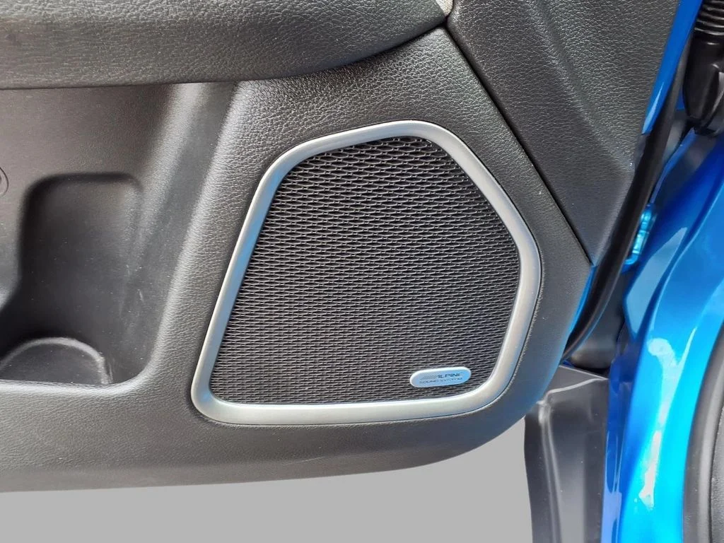 Certified Used 2023 Blue Jeep Latitude image 20