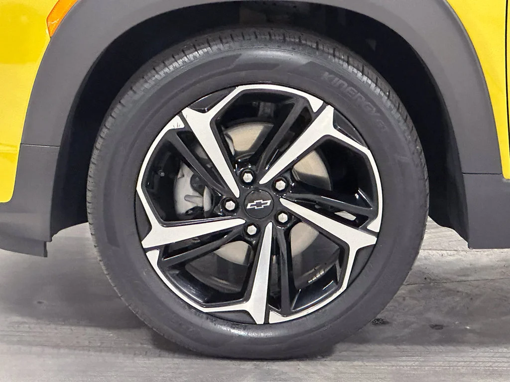 Used 2023 Yellow Chevrolet RS image 35