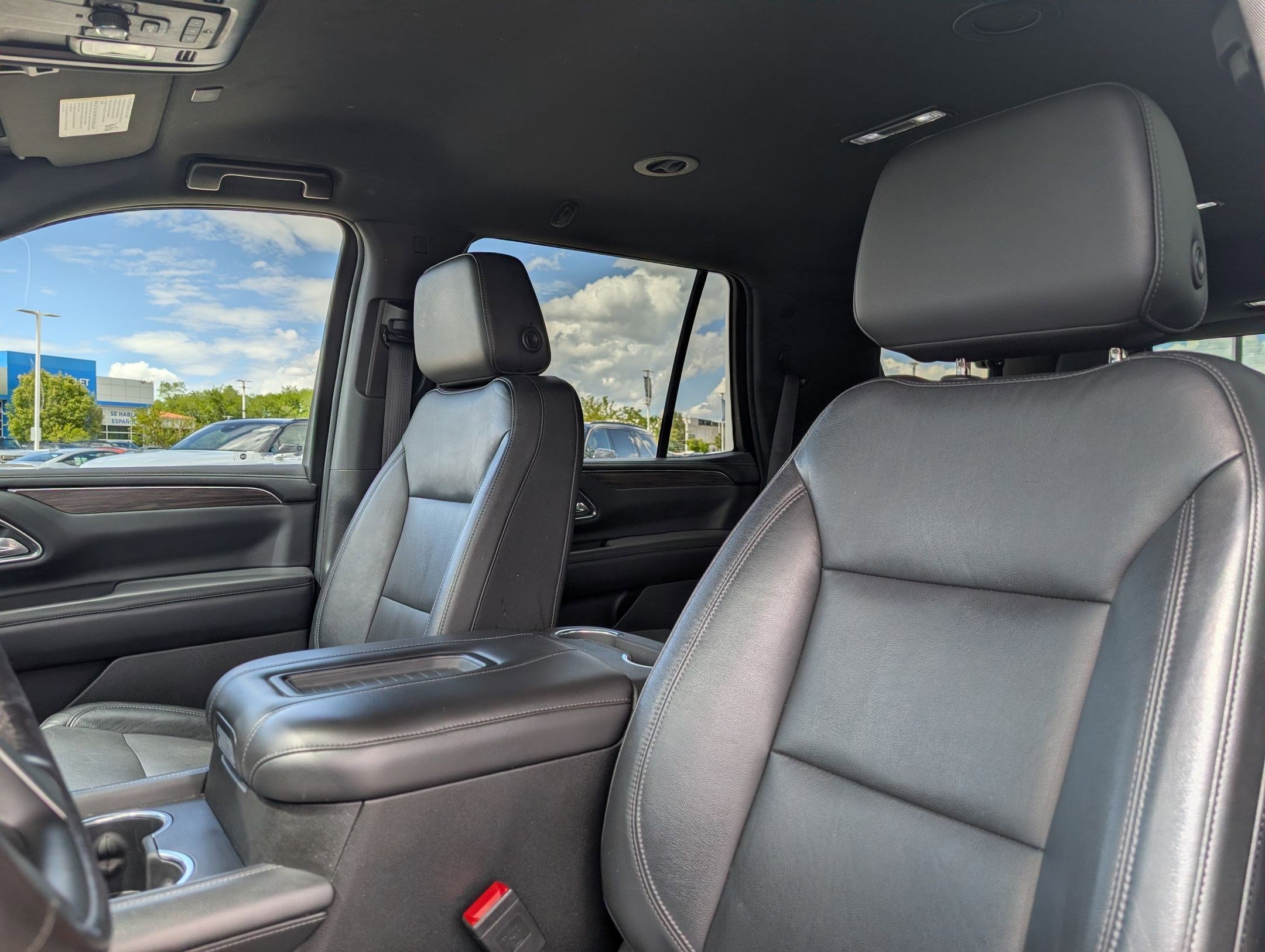Used 2021 SUMMIT WHITE Chevrolet LT image 23