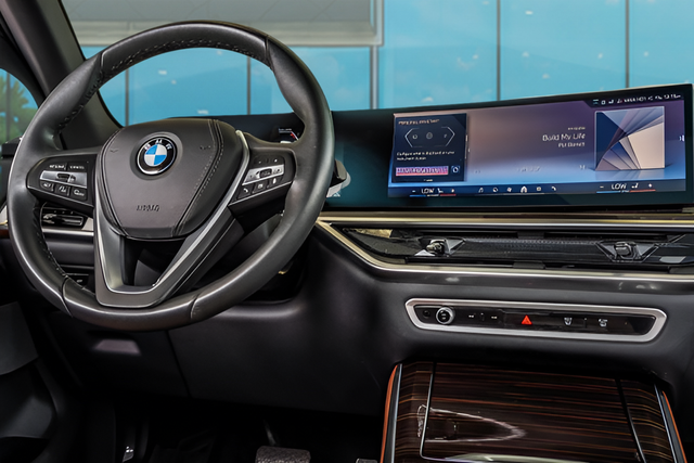 Used 2026 Black BMW xDrive40i image 13