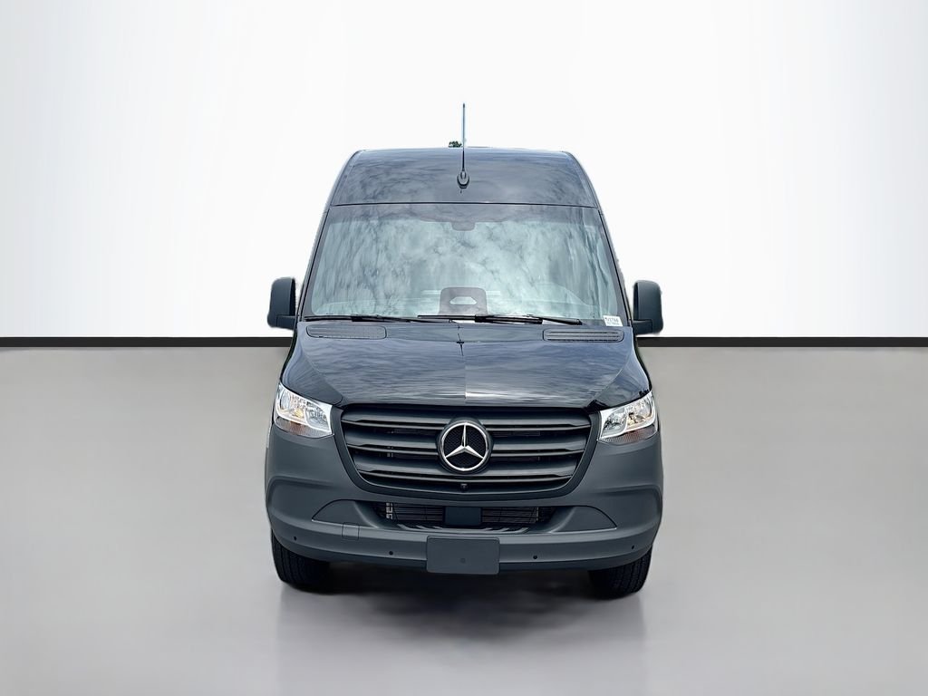 New 2026  Mercedes-Benz Cargo 170 WB image 8