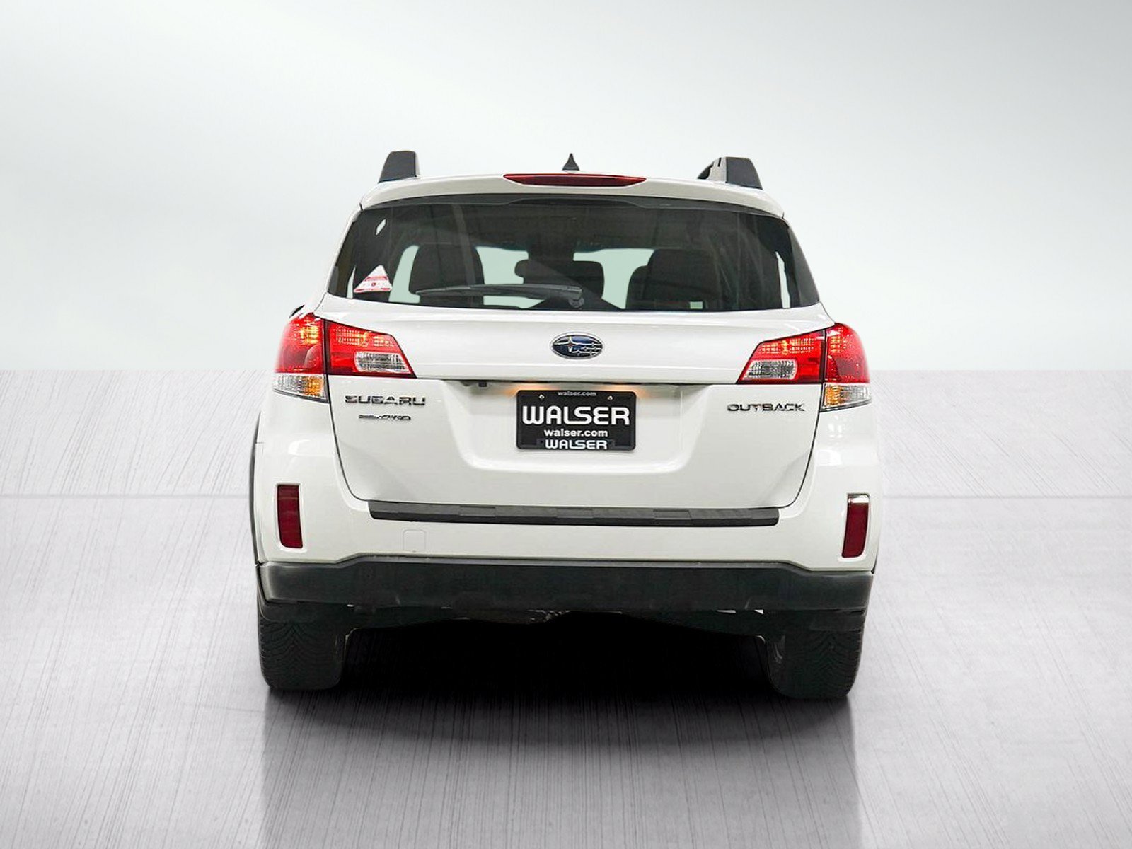 Used 2014 Satin White Pearl Subaru 2.5i image 4