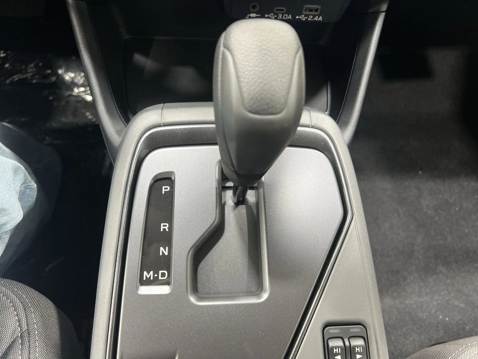 New 2026 CRYSTAL WHITE PEARL Subaru Premium image 19