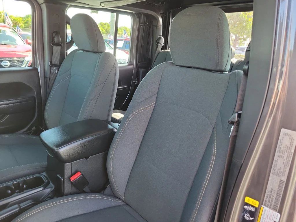2024 Jeep Gladiator Sport - Photo 20