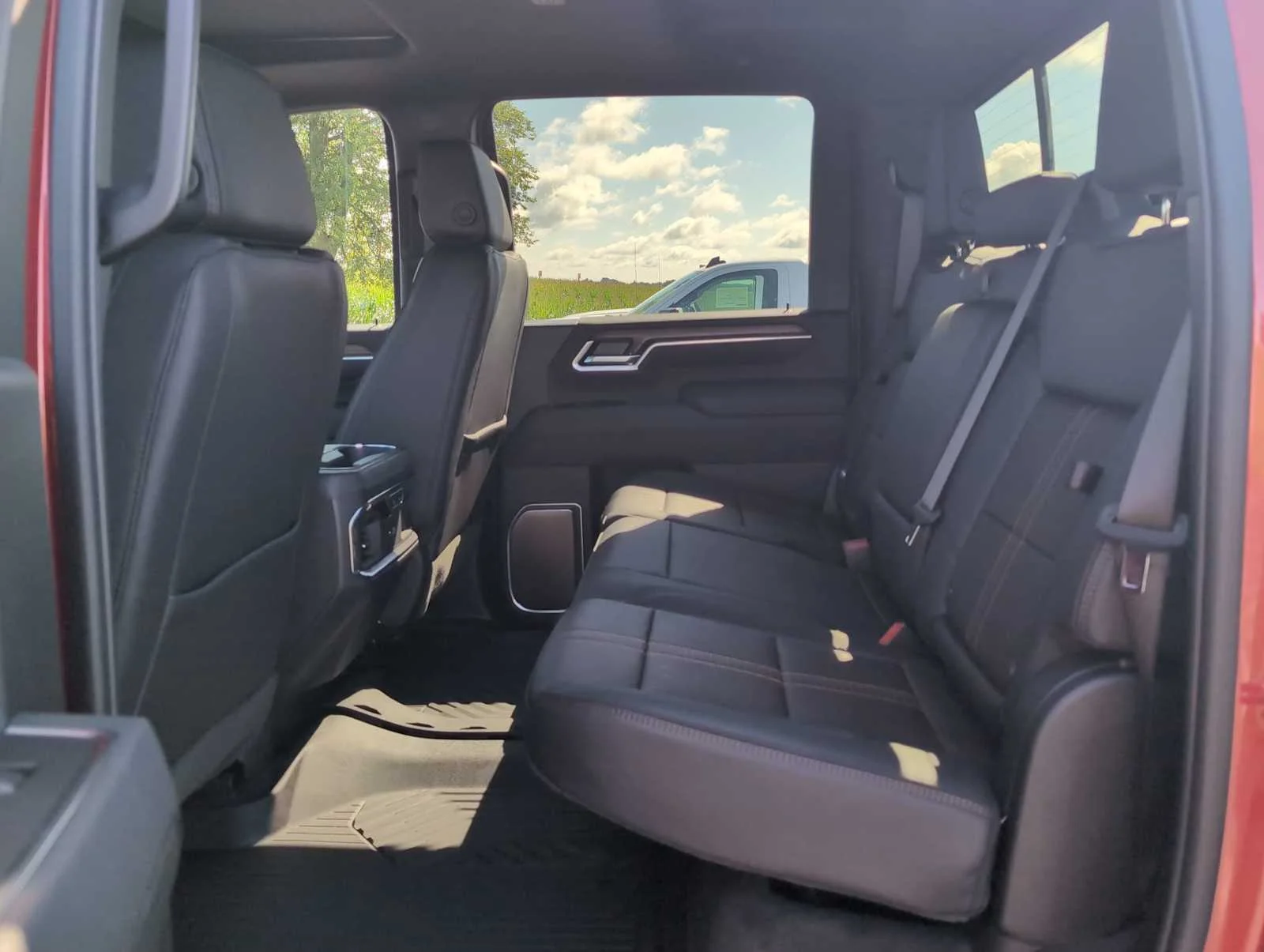 2026 Chevrolet Silverado 3500HD High Country - Photo 11