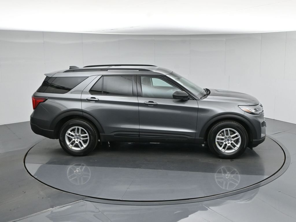 New 2026 Carbonized Gray Metallic Ford Active image 53